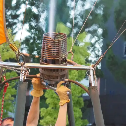 Hot air balloon burner